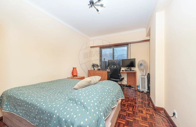 Apartamento T2 para Venda em Cacém e São Marcos Foto 13