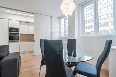 Apartamento T2 para Venda em Santo António