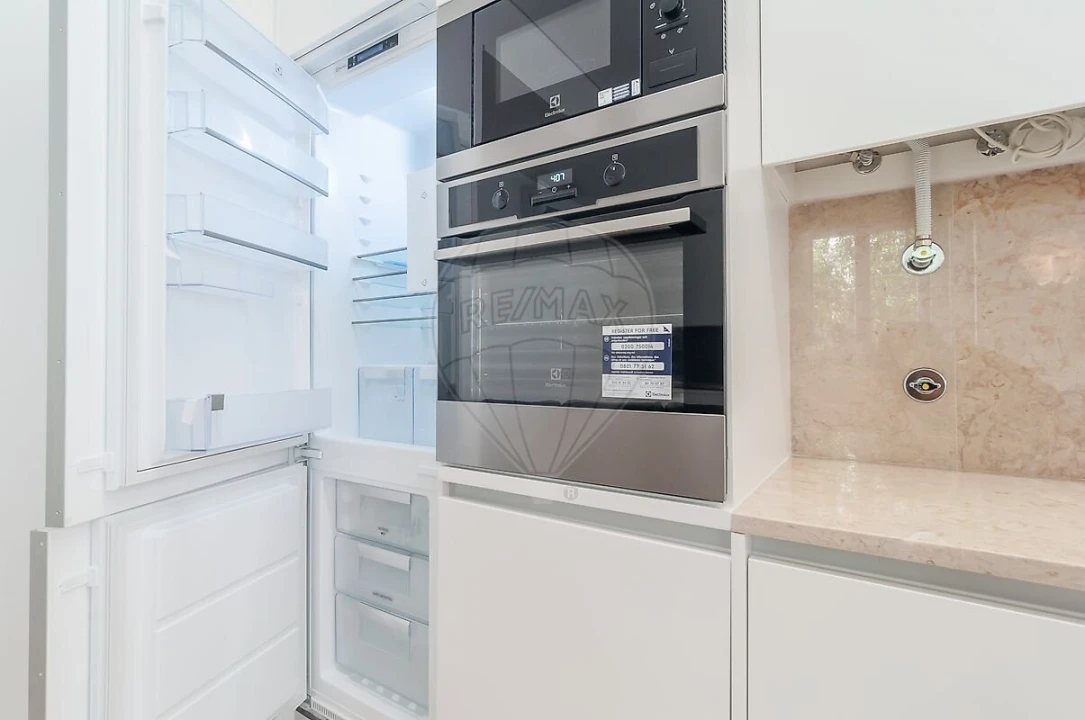 Apartamento T2 para Venda em Santo António Foto 7