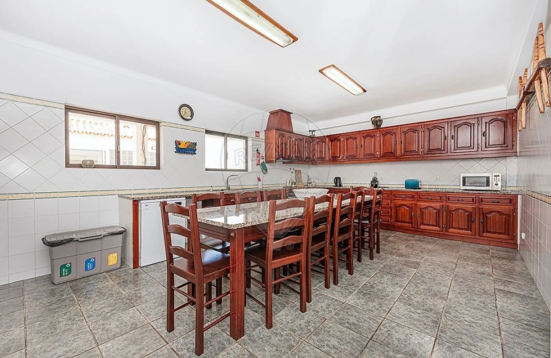 Moradia T4 para Venda em São Teotónio Foto 10