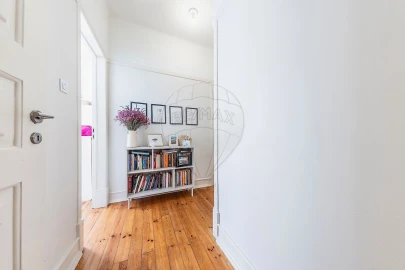 Apartamento T2 para Venda em Areeiro