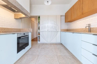 Apartamento T2 para Venda em Areeiro