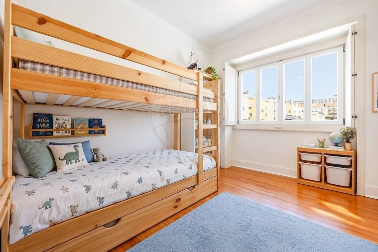 Apartamento T2 para Venda em Areeiro Foto 10