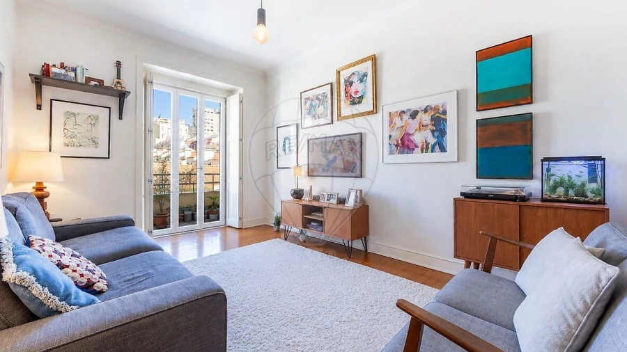Apartamento T2 para Venda em Areeiro