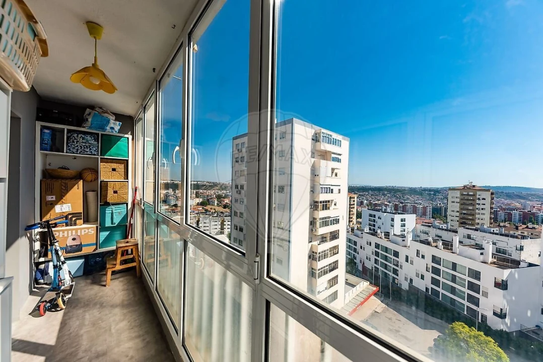 Apartamento T2 para Venda em Odivelas Foto 14