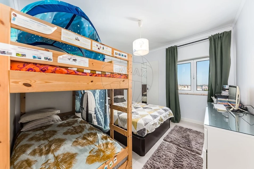 Apartamento T2 para Venda em Odivelas Foto 10