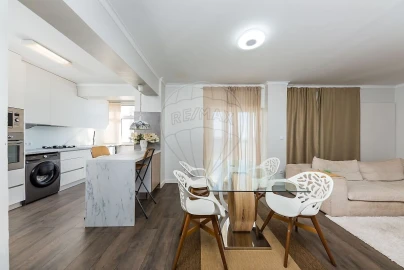 Apartamento T2 para Venda em Odivelas