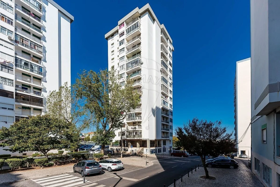 Apartamento T2 para Venda em Odivelas Foto 20