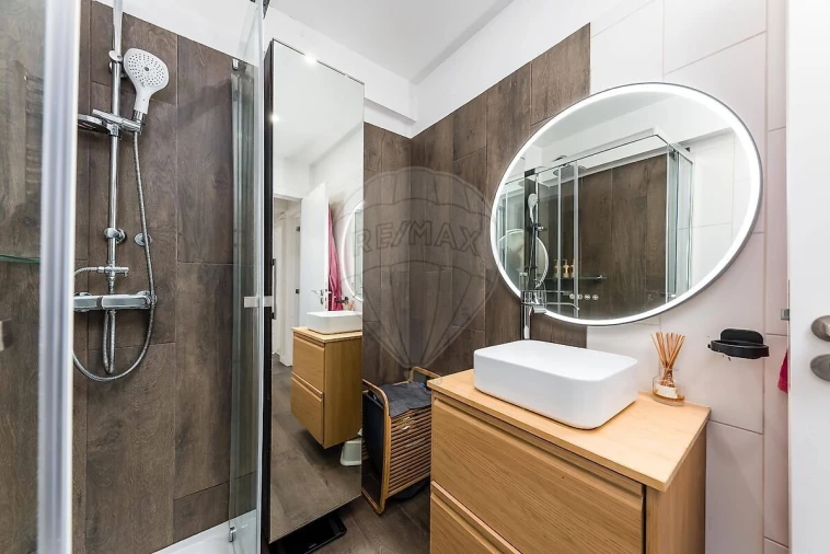 Apartamento T2 para Venda em Odivelas Foto 13