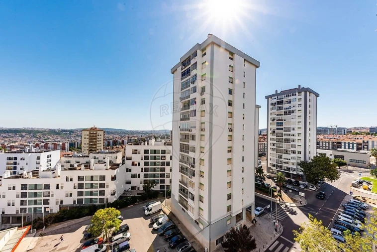 Apartamento T2 para Venda em Odivelas Foto 15