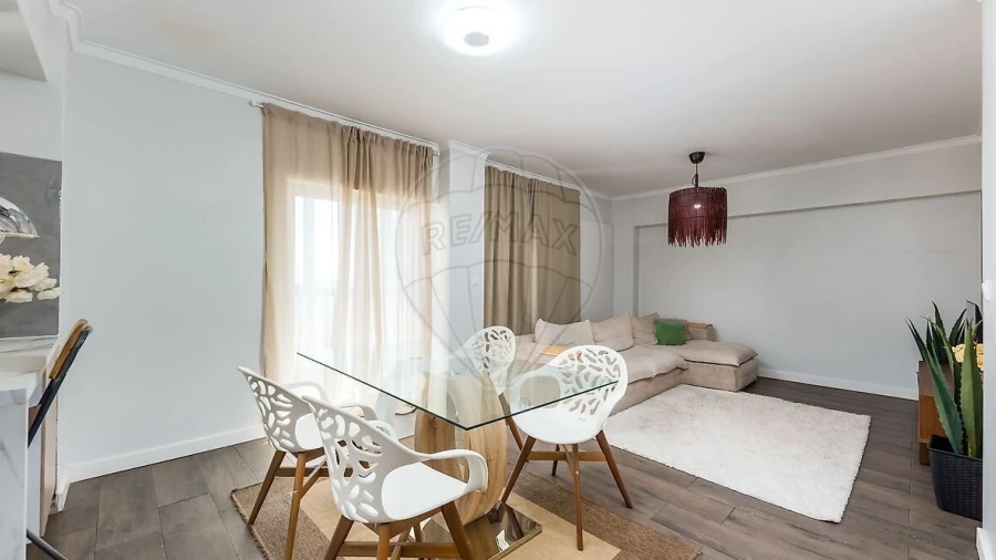 Apartamento T2 para Venda em Odivelas