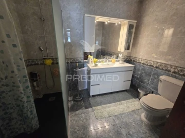 Moradia T5 para Venda em Beja (Salvador e Santa Maria da Feira)