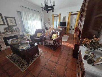 Moradia T5 para Venda em Beja (Salvador e Santa Maria da Feira)