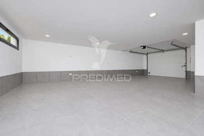 Moradia T3 para Venda em Merelim (São Pedro) e Frossos