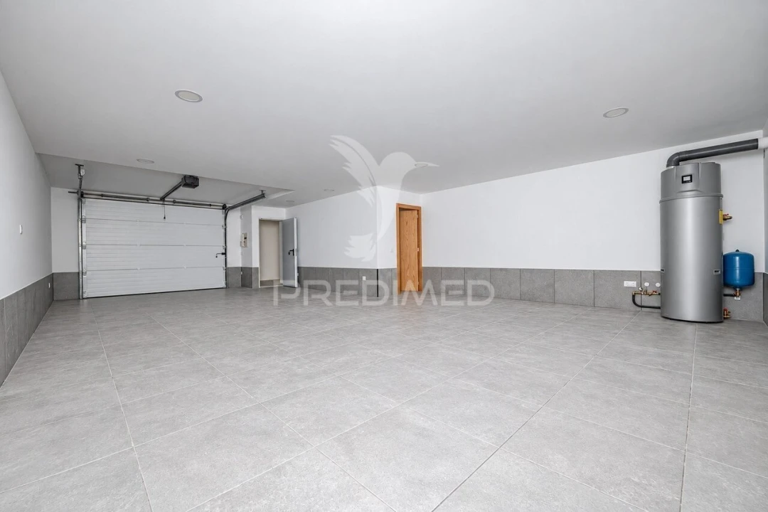 Moradia T3 para Venda em Merelim (São Pedro) e Frossos Foto 28