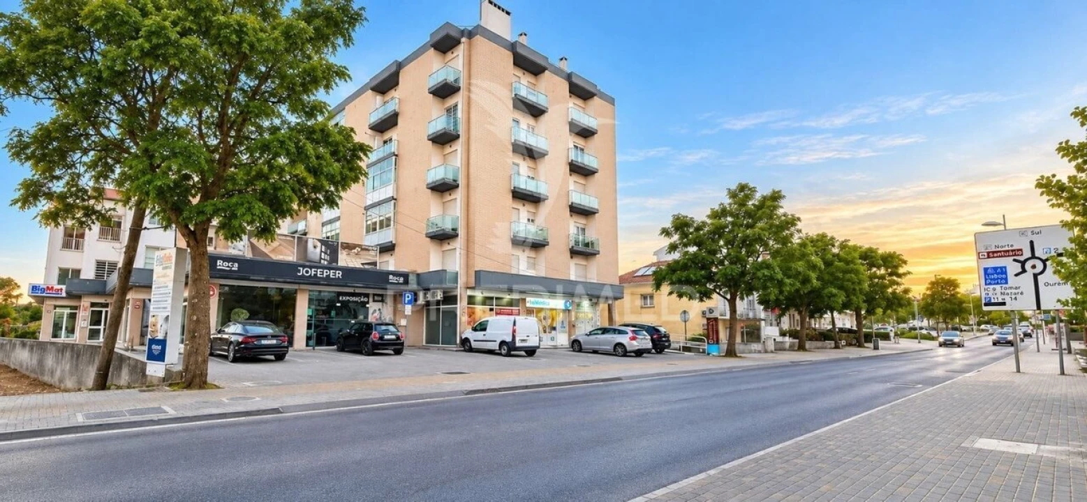 Apartamento T3 para Venda em Fatima Foto 2