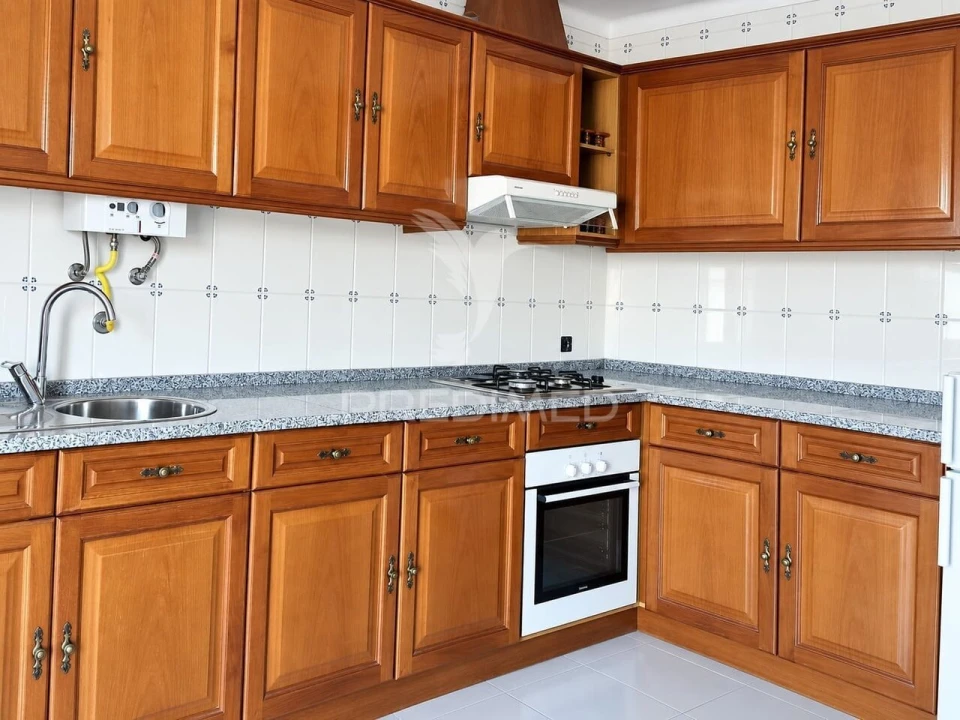 Apartamento T3 para Venda em Fatima Foto 4