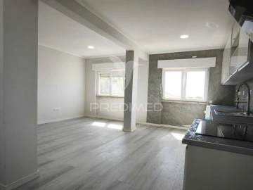Apartamento T2 para Venda em Setubal (São Sebastião)