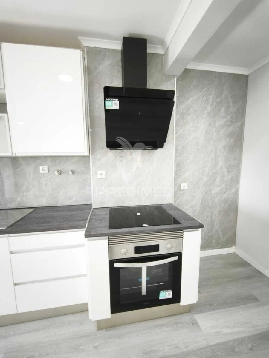 Apartamento T2 para Venda em Setubal (São Sebastião) Foto 3