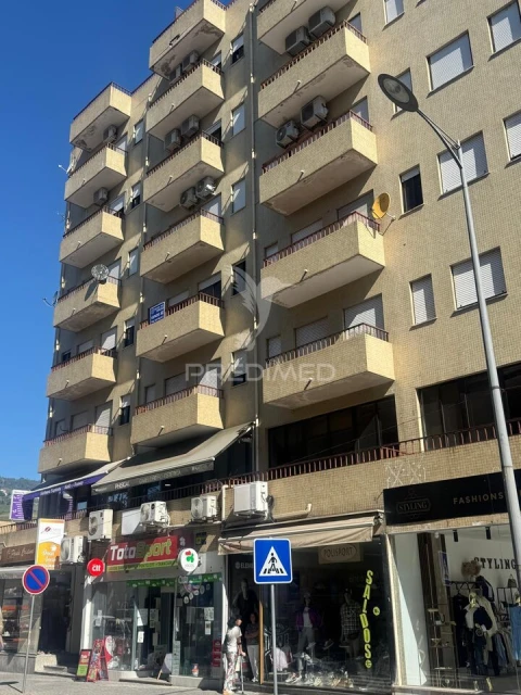Apartamento T4 para Venda em Peso da Régua e Godim