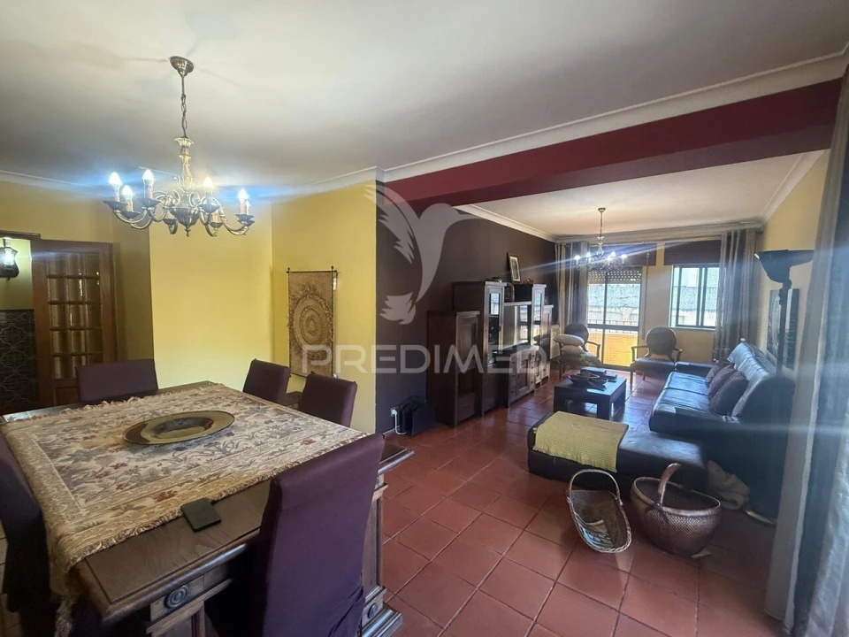 Apartamento T4 para Venda em Peso da Régua e Godim Foto 19