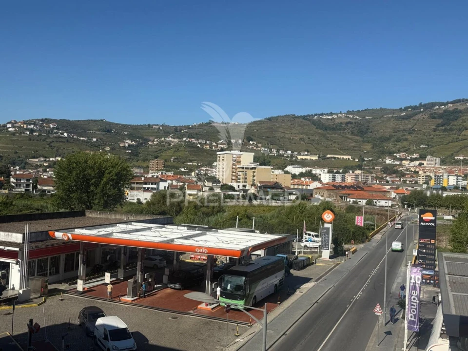 Apartamento T4 para Venda em Peso da Régua e Godim Foto 18