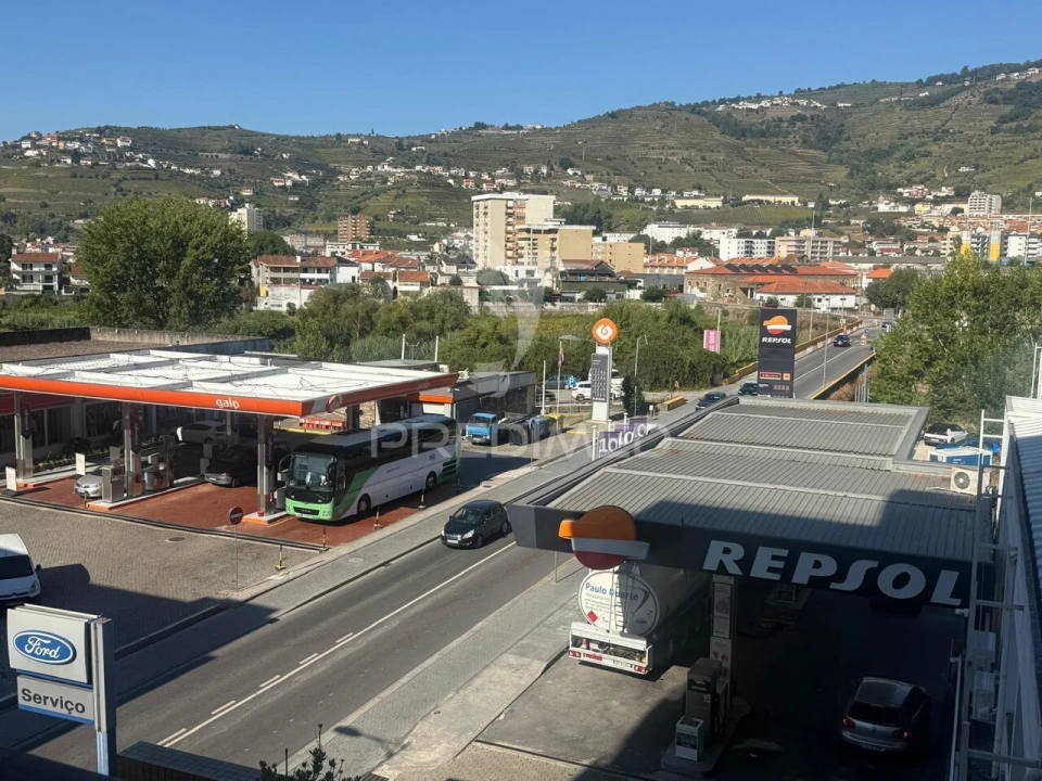 Apartamento T4 para Venda em Peso da Régua e Godim Foto 12