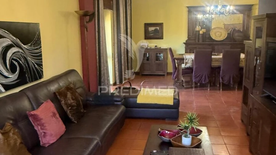 Apartamento T4 para Venda em Peso da Régua e Godim