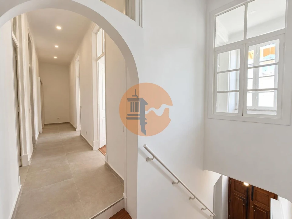 Moradia T5 para Venda em Olhão Foto 15