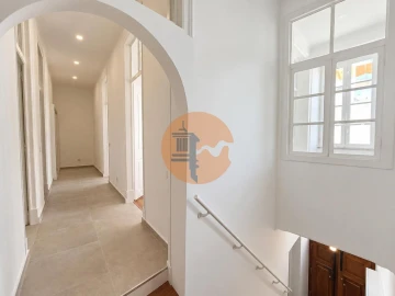 Moradia T5 para Venda em Olhão
