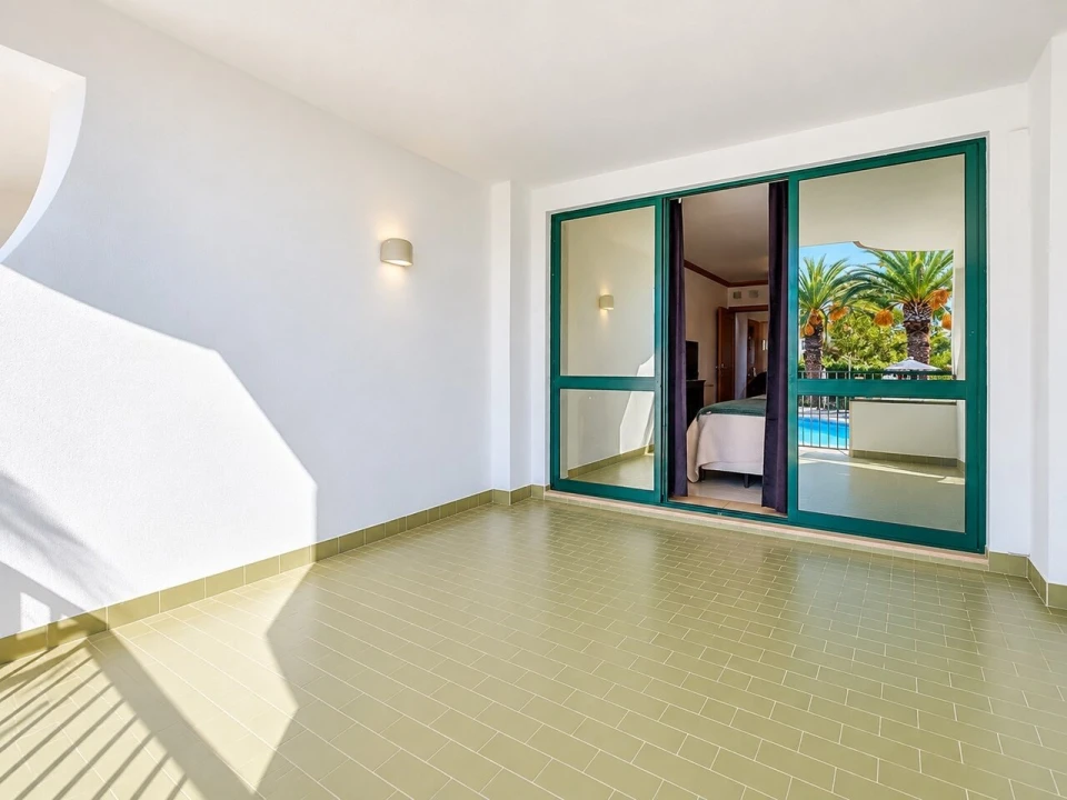 Apartamento T0 para Venda em Albufeira e Olhos de Água Foto 7