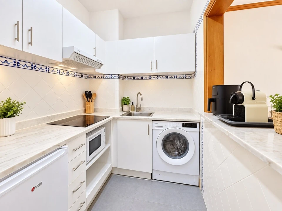 Apartamento T0 para Venda em Albufeira e Olhos de Água Foto 8