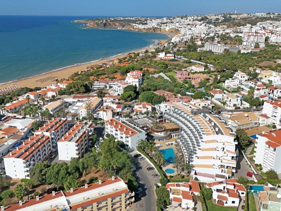 Apartamento T0 para Venda em Albufeira e Olhos de Água Foto 21