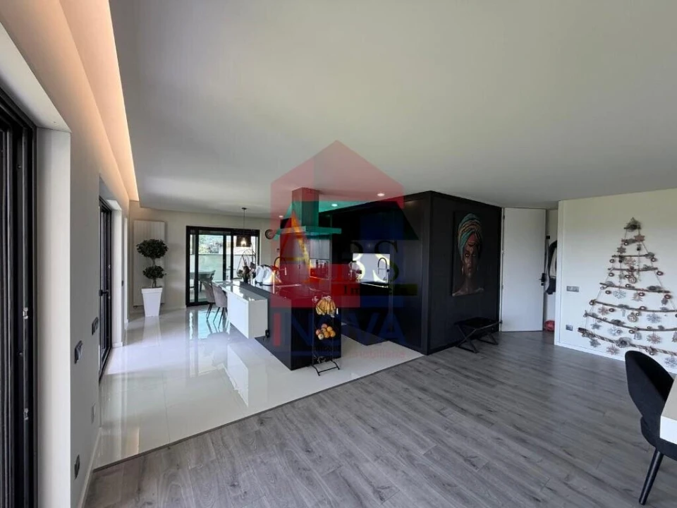 Moradia T3 para Venda em Vila Verde e Barbudo Foto 9