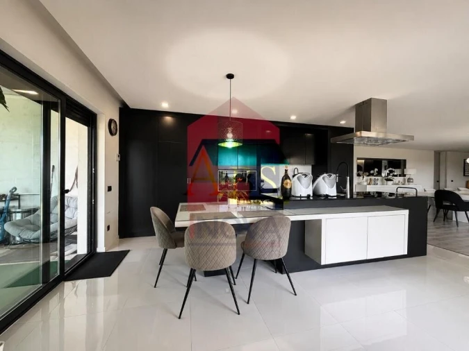 Moradia T3 para Venda em Vila Verde e Barbudo Foto 4
