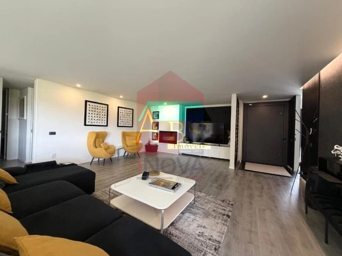 Moradia T3 para Venda em Vila Verde e Barbudo Foto 12