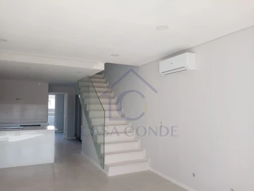 Moradia T3 para Venda em Fernao Ferro