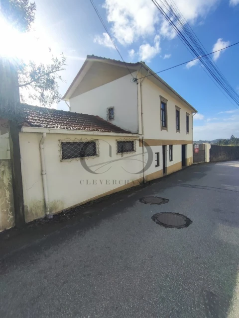 Quinta T4 para Venda em Sandim, Olival, Lever e Crestuma