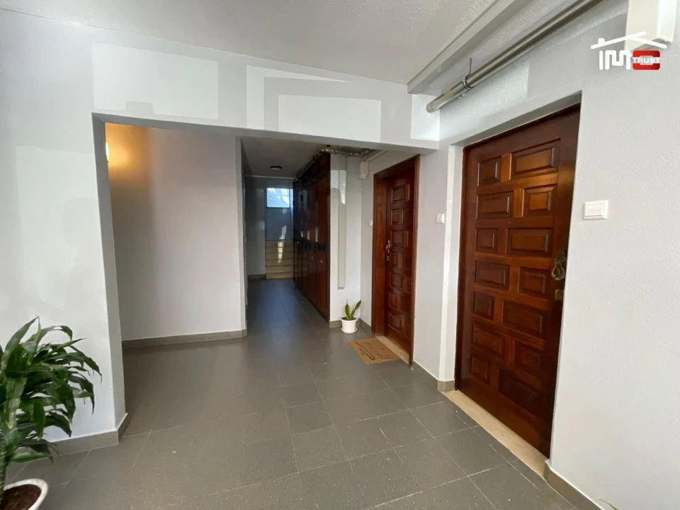 Apartamento T1 para Venda em Santo Antonio da Charneca Foto 25
