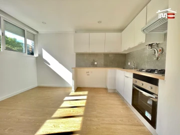 Apartamento T1 para Venda em Santo Antonio da Charneca