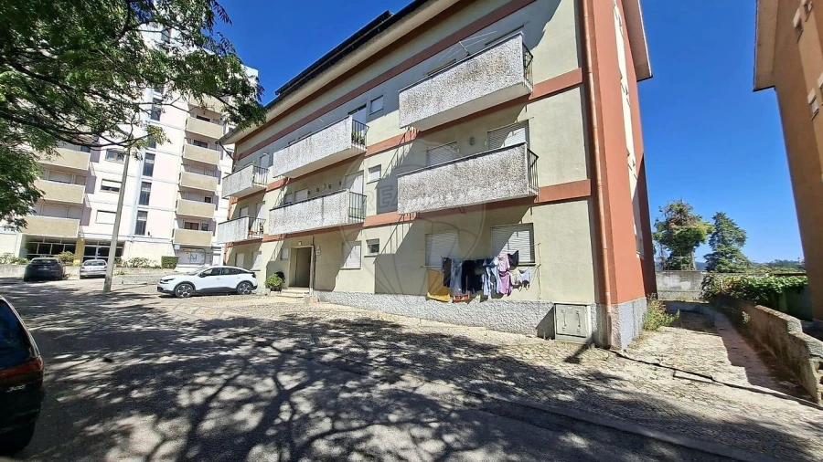 Apartamento T1 para Venda em Eiras e São Paulo de Frades