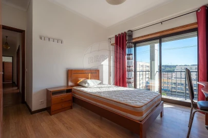 Apartamento T4 para Venda em Sé Nova, Santa Cruz, Almedina e São Bartolomeu