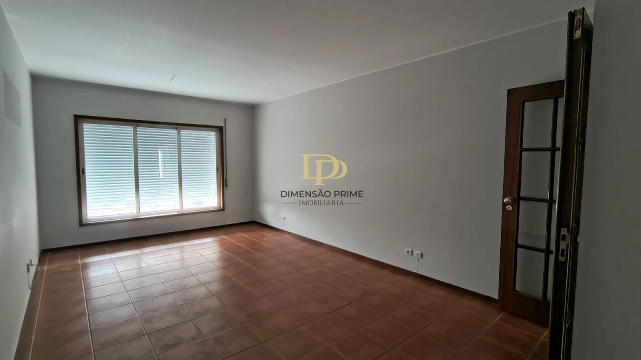 Apartamento T3 para Arrendamento em Perafita, Lavra e Santa Cruz do Bispo Foto 3