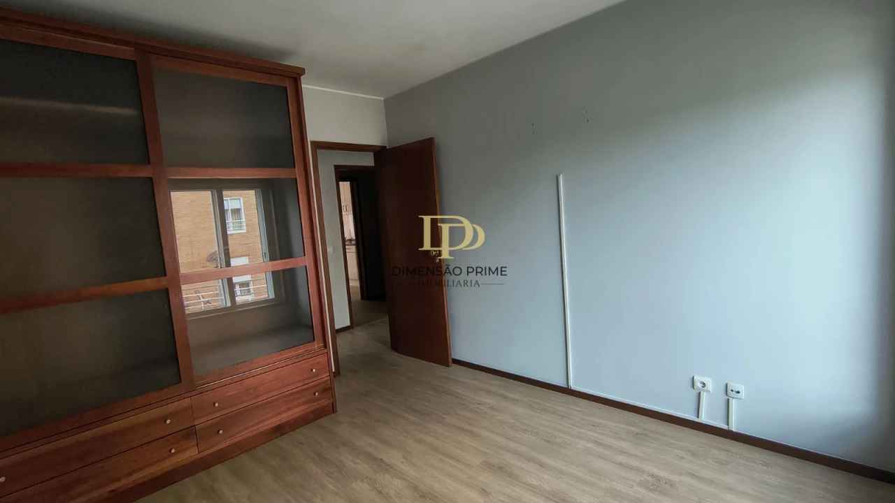 Apartamento T3 para Arrendamento em Perafita, Lavra e Santa Cruz do Bispo Foto 13