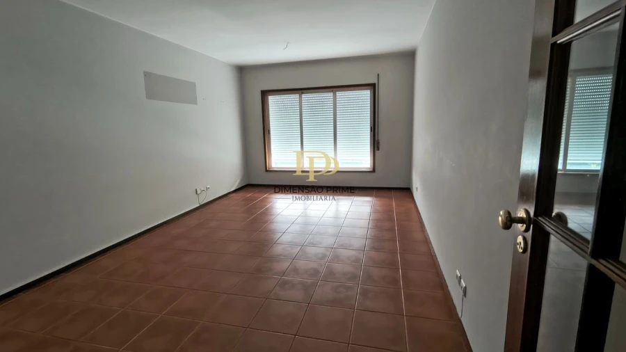 Apartamento T3 para Arrendamento em Perafita, Lavra e Santa Cruz do Bispo Foto 2