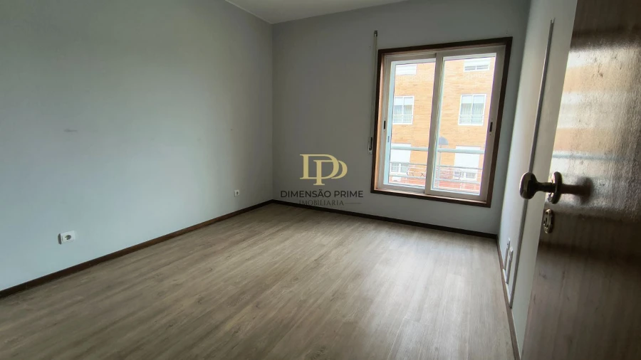 Apartamento T3 para Arrendamento em Perafita, Lavra e Santa Cruz do Bispo Foto 7