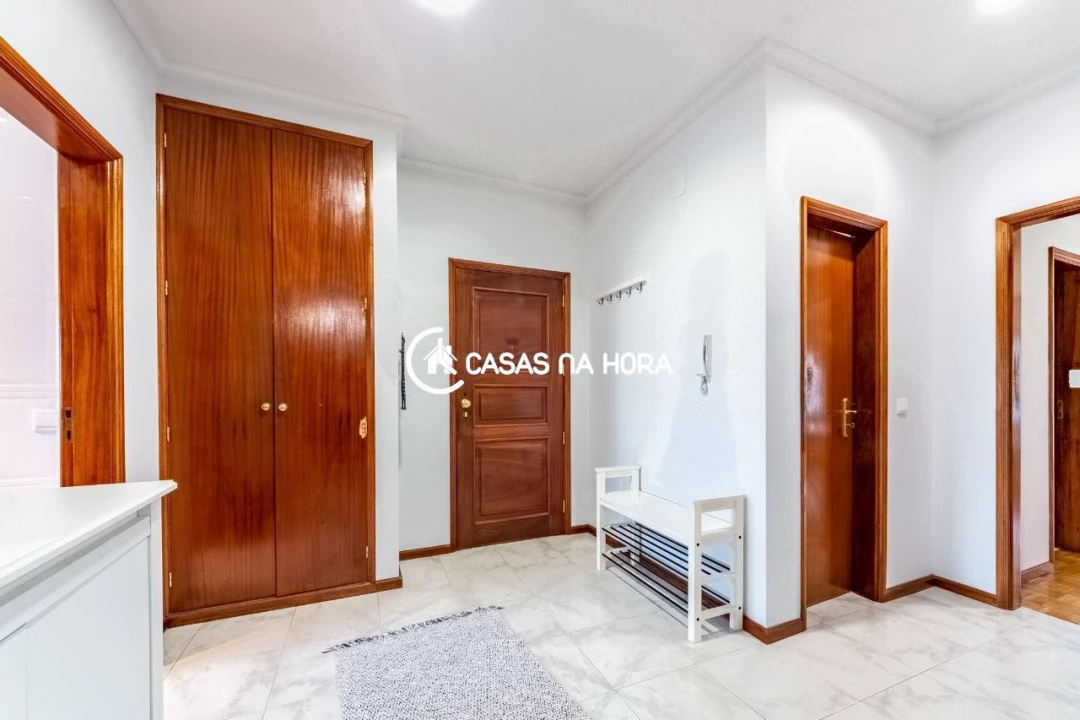 Apartamento T2 para Venda em Oliveira do Douro Foto 5