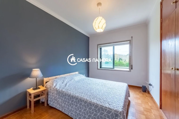 Apartamento T2 para Venda em Oliveira do Douro Foto 9
