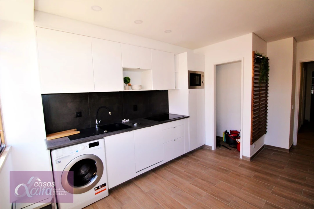 Quarto para Arrendamento em Leiria, Pousos, Barreira e Cortes Foto 7