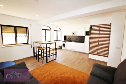 Quarto para Arrendamento em Leiria, Pousos, Barreira e Cortes